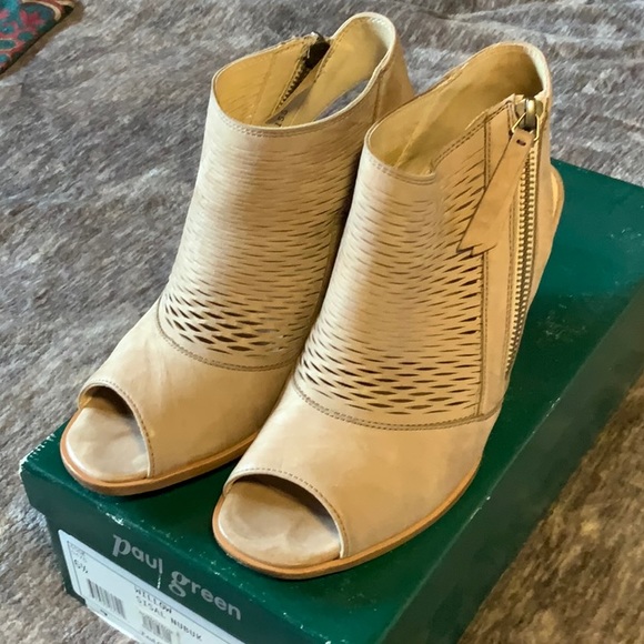 Paul Green, Size 6.5 shoe - Picture 2 of 2